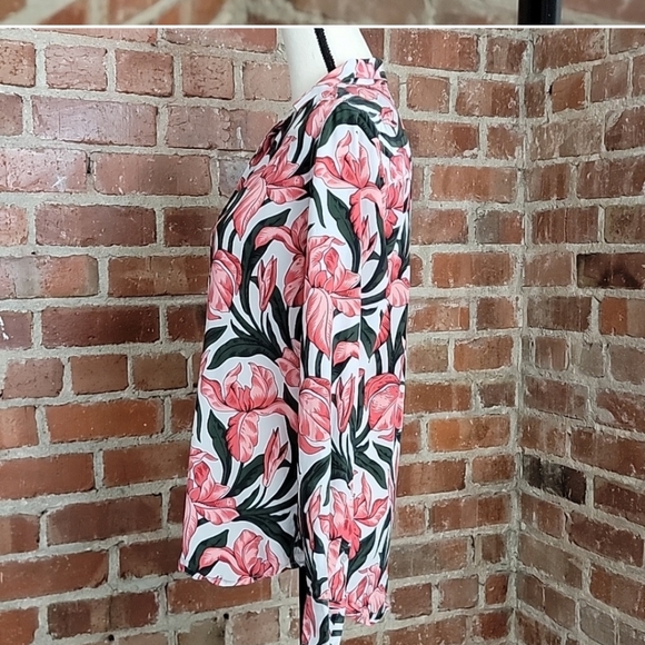 Equipment Adalyn Silk Floral Blouse in Amethyst Fog Cranberry Small - Picture 3 of 9